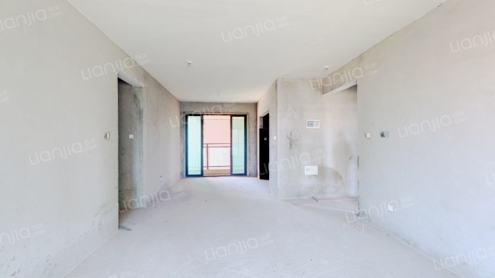 德盛尚峰二手房实景图