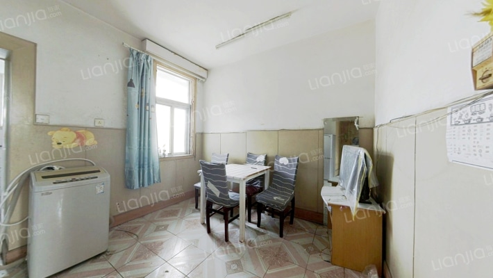 东航卫岗小区二手房实景图