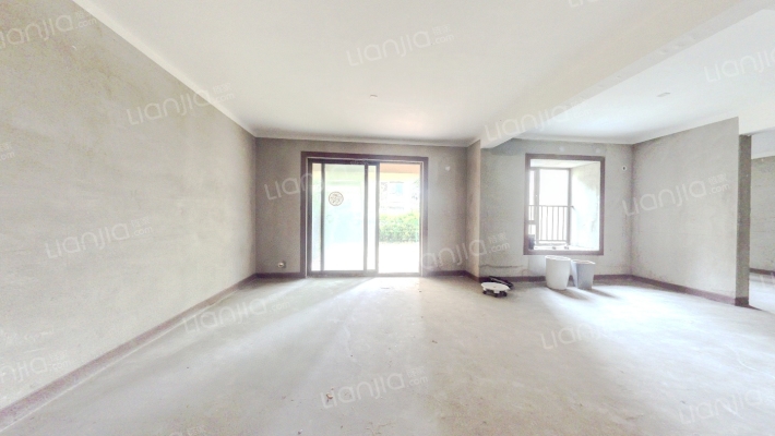 百瑞景滨江生活区二手房实景图