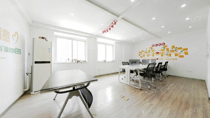 金地雄楚1号一期二手房实景图