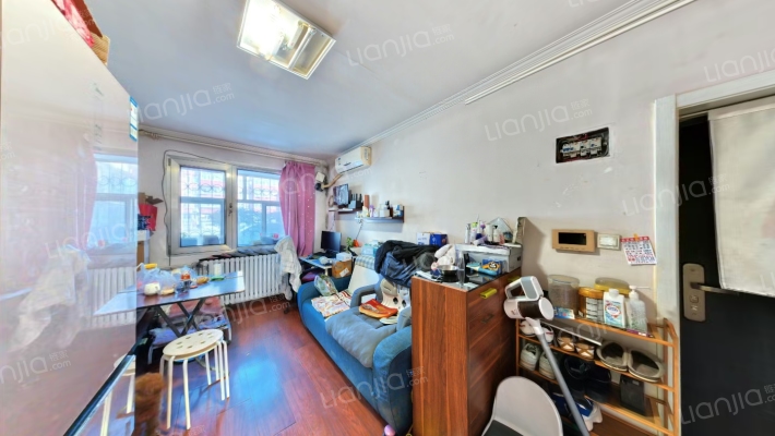 绿岛苑东区二手房实景图