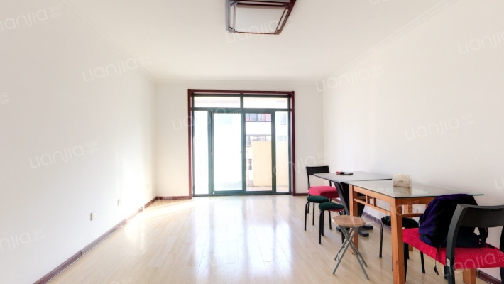 环海嘉园二手房实景图