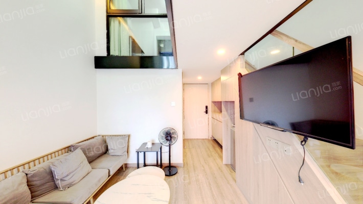 卓越中寰二手房实景图