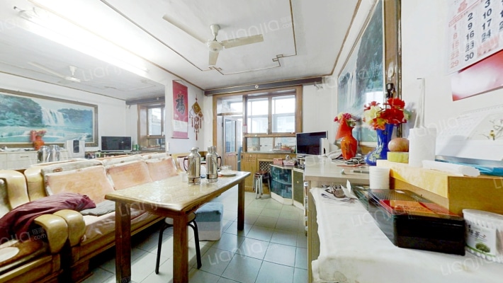 液化气宿舍二手房实景图