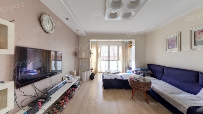 嘉泰名居二手房实景图