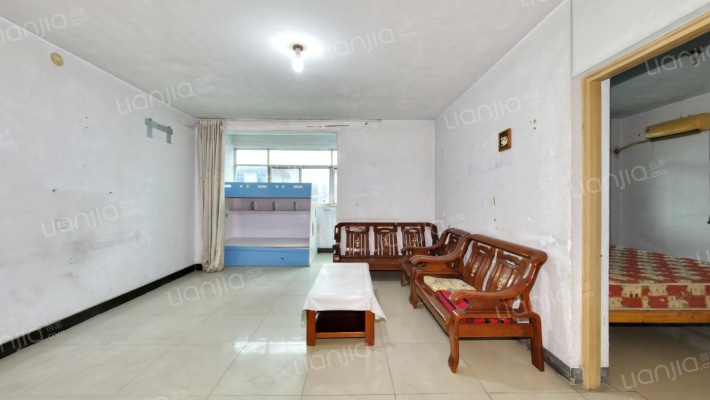 粮油运输贸易公司家属院二手房实景图