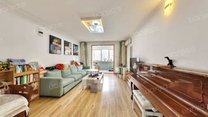 燕寿路7号院二手房实景图