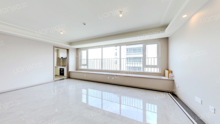 枫翠岚湾二手房实景图