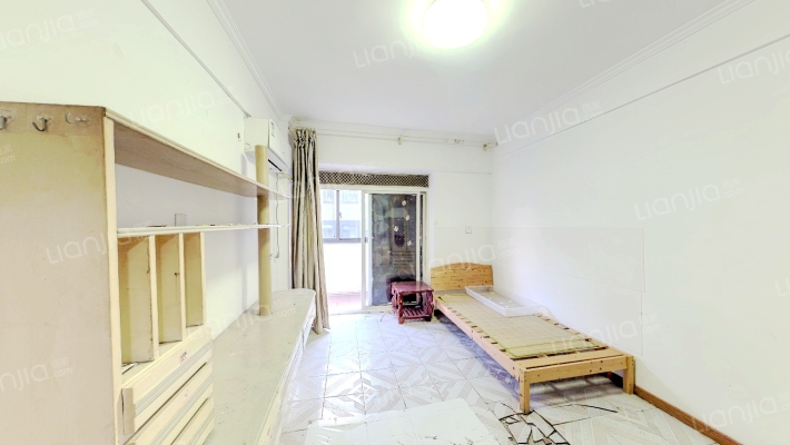 拱辰街73号二手房实景图