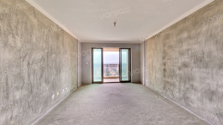 东骏湖景湾二手房实景图