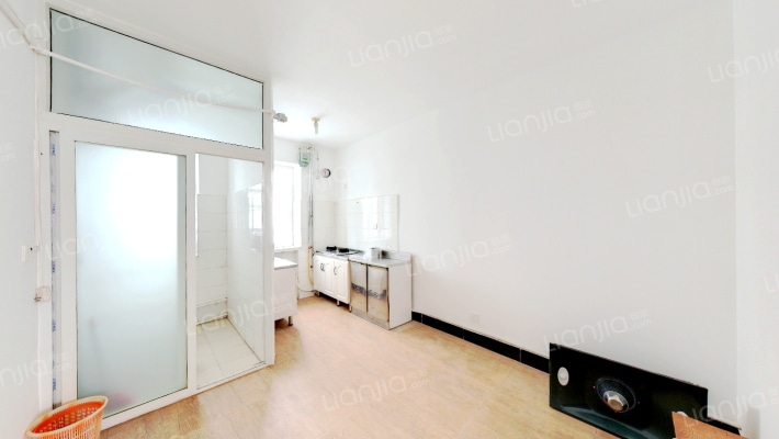 中建二局南区二手房实景图