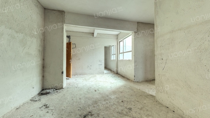 侨宏花园二手房实景图