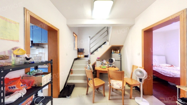 尹东新村二手房实景图