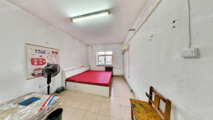 秋星里二手房实景图