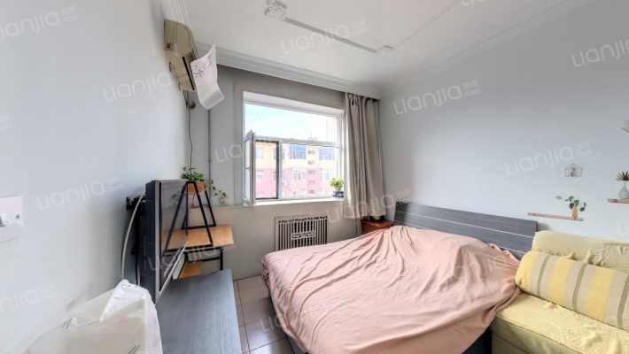 无线电一厂小区二手房实景图