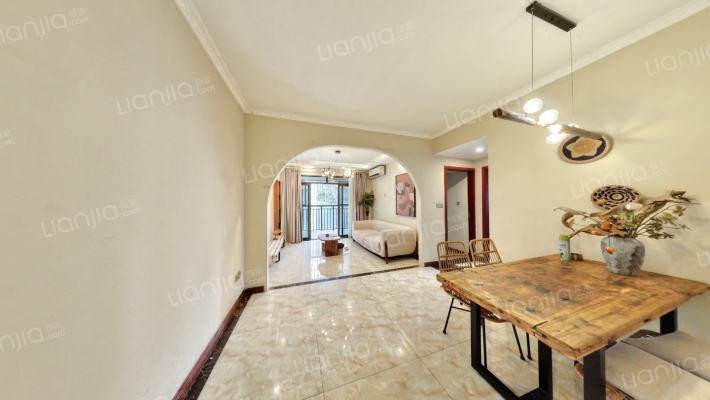 中驰半岛二手房实景图