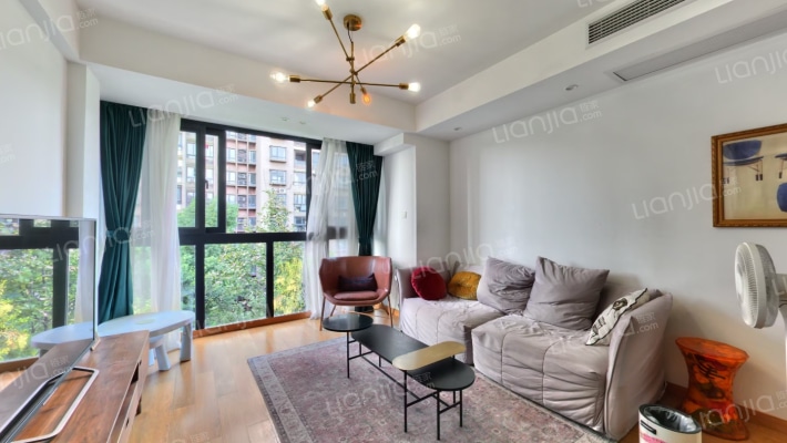 三里新城荷苑二手房实景图