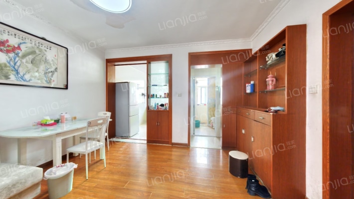 食品学院宿舍二手房实景图