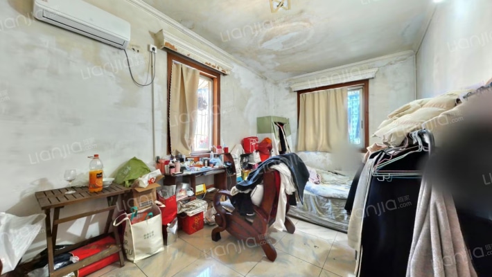 新鸿社区107号大院二手房实景图