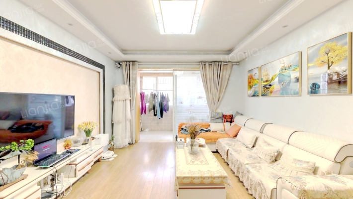 滨江小区二期二手房实景图