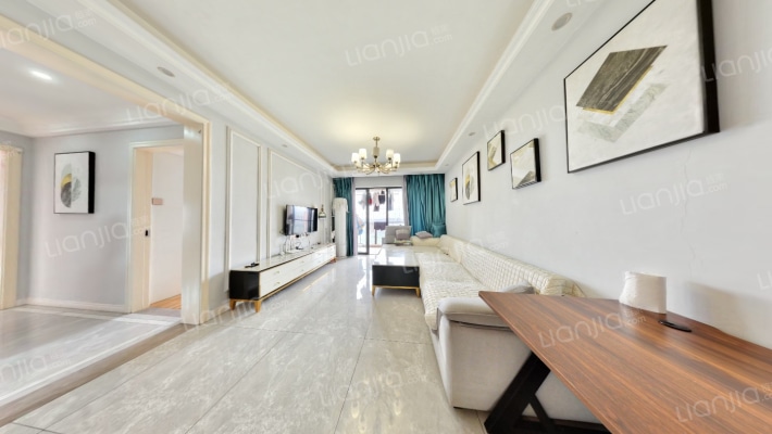 星河丹堤G区二手房实景图