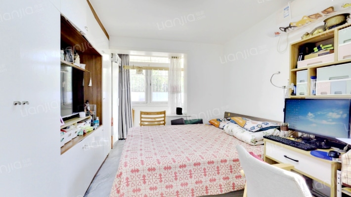 永定路70号院二手房实景图