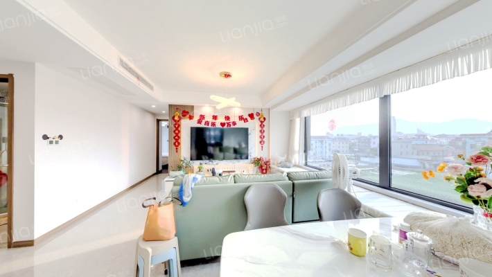 万泰华章二手房实景图