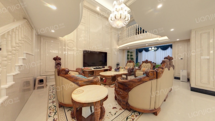 纯水岸东湖天樾二期二手房实景图