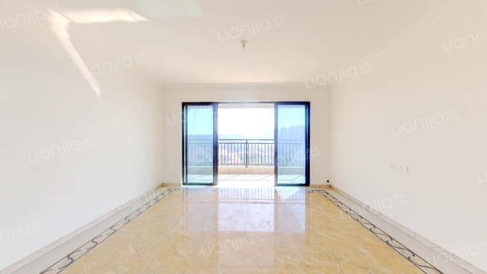 碧桂园翡翠山二手房实景图