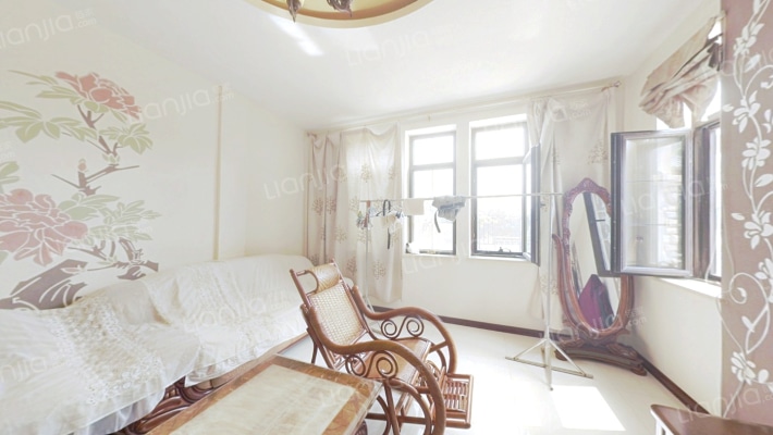 碧桂园玺园二手房实景图