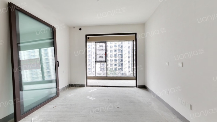 大华铂璟湾二手房实景图