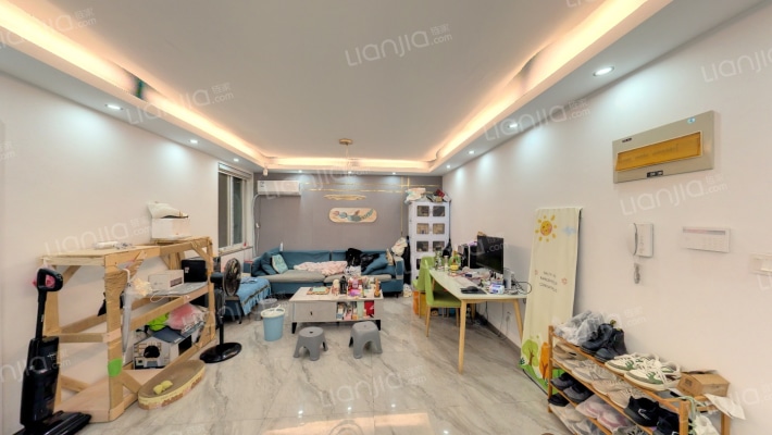 三里墩花苑三期二手房实景图