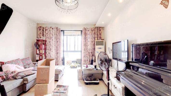 新景花园二手房实景图