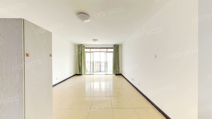 省检察院职工楼二手房实景图