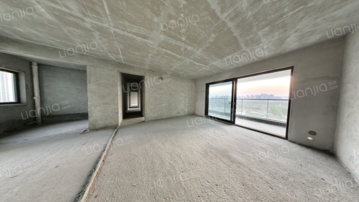 德威江誉诚花园五期二手房实景图