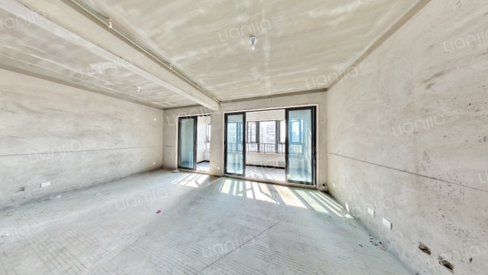 尚泽樾园西区二手房实景图