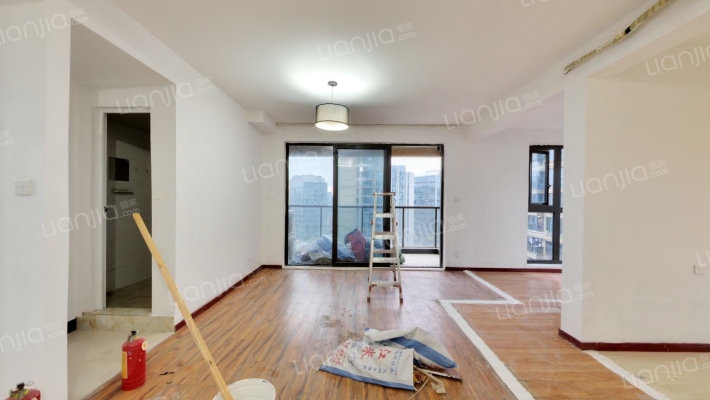 九龙仓珑玺二手房实景图