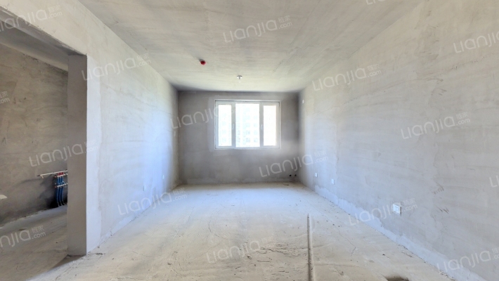 德信公园北侧，南北通透两居室 中间楼层 满二-客厅