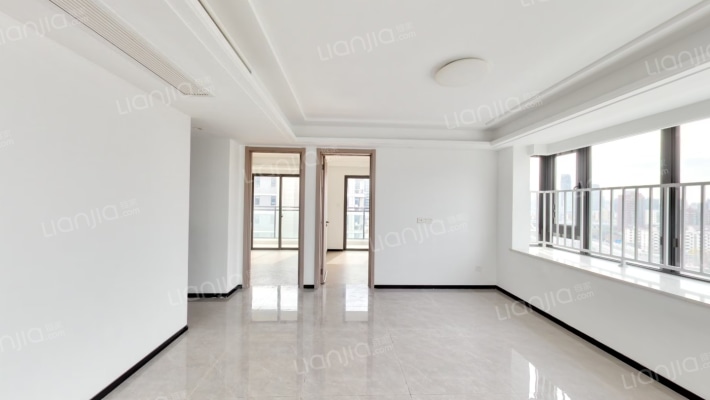 百骏中心二手房实景图