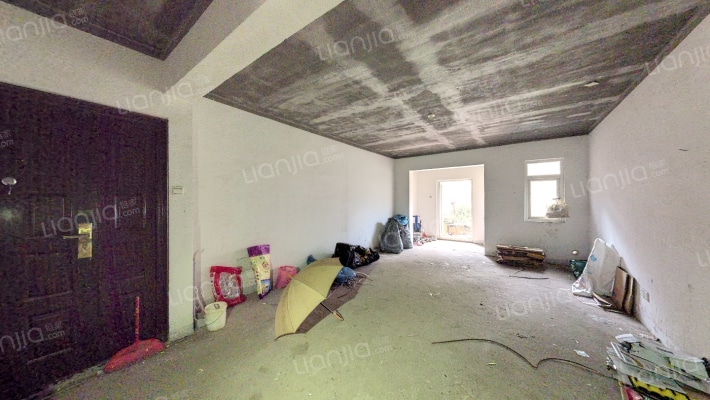 郡原居里二手房实景图