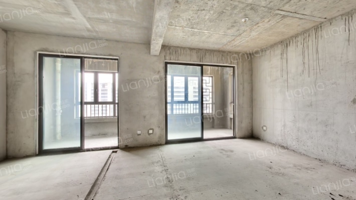 琥珀御宾府二手房实景图