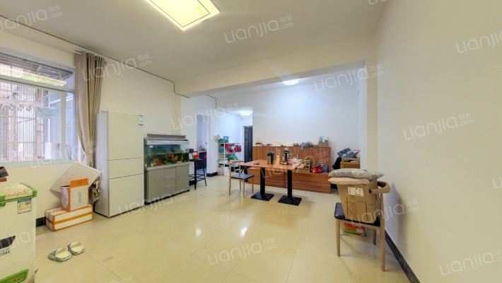 民航金盘公寓二手房实景图