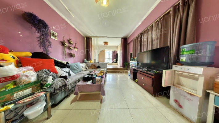 四季公寓二手房实景图