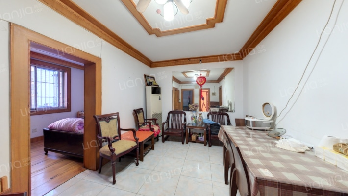 朱方路92号二手房实景图