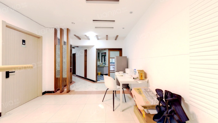 国嘉美领居二手房实景图