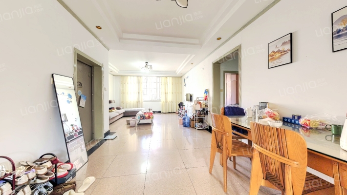 旌阳区交通局宿舍大院二手房实景图