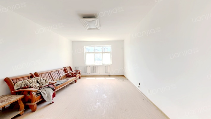 尖塔中学教师公二手房实景图