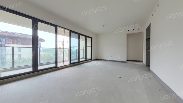 菁蓉滨湖湾观澜府二手房实景图