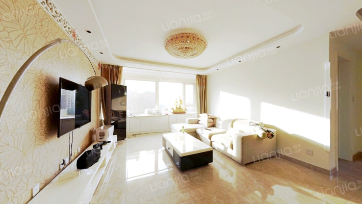 逸城山色二手房实景图