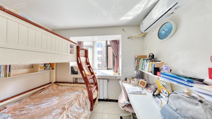 金冠里小区二手房实景图